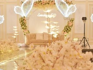 قاعة عروس الجبل البيضاء - 4