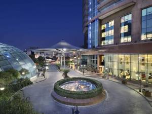 قاعة فندق حبتور غراند بيروت