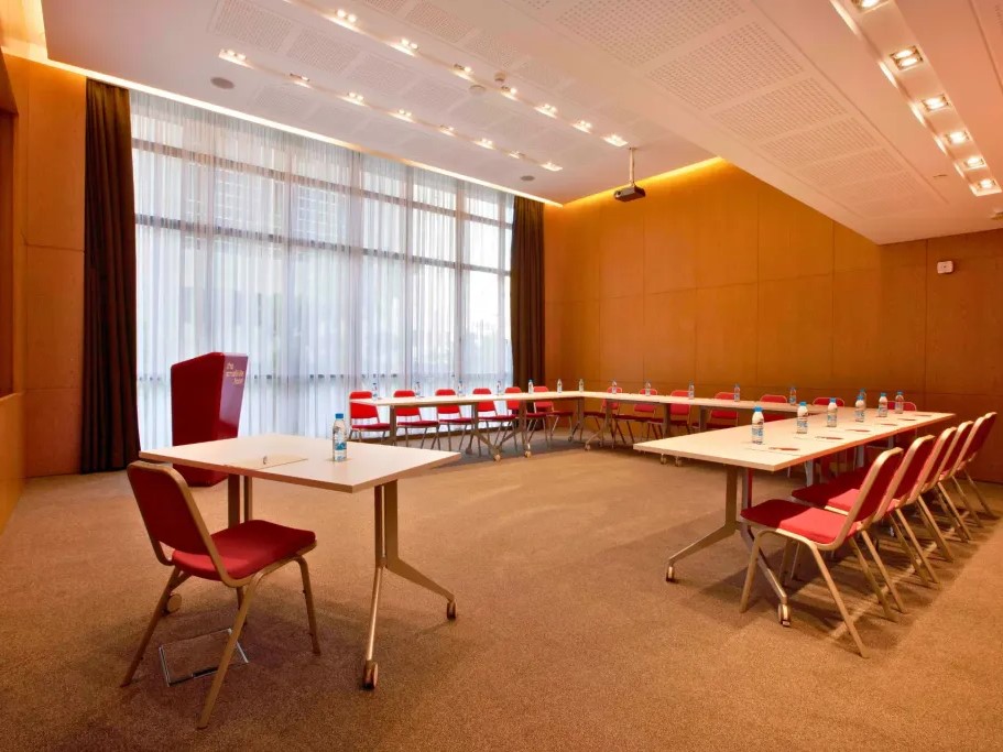 قاعات الاجتماعات ذا سمولفيل بيروت - thumb